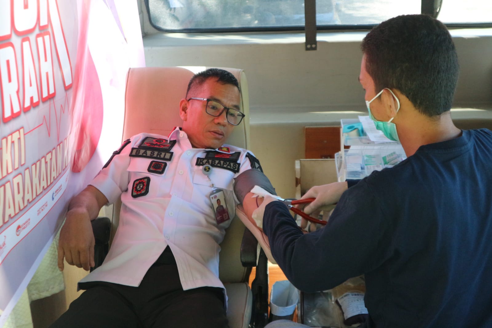 Semarak HUT PAS ke 60, Bapas Polewali Gandeng UDD PMI Polman Gelar Donor Darah